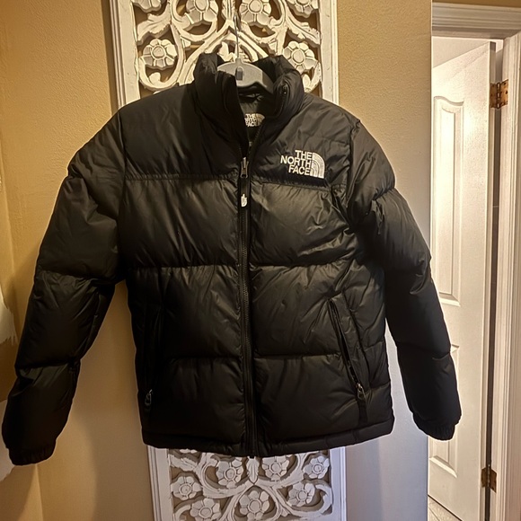 The North Face Black Puffer Jacket smoke free home. Some wore it twice mint. - Picture 2 of 5
